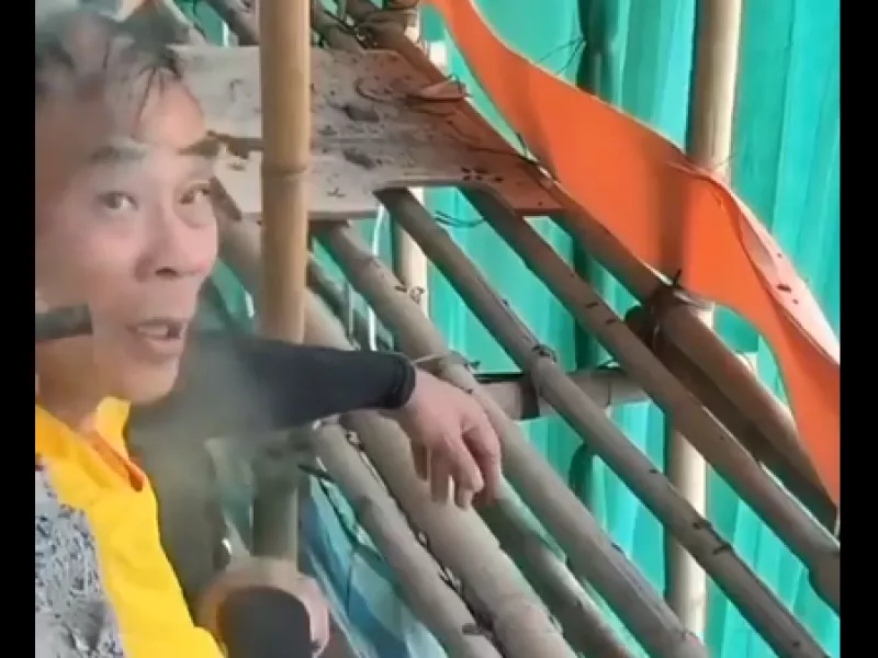 Χονγκ Κόνγκ: Εργάτες πίνουν τσιγάρα – Προκάλεσαν τη φονική πυρκαγιά; (ΒΙΝΤΕΟ)