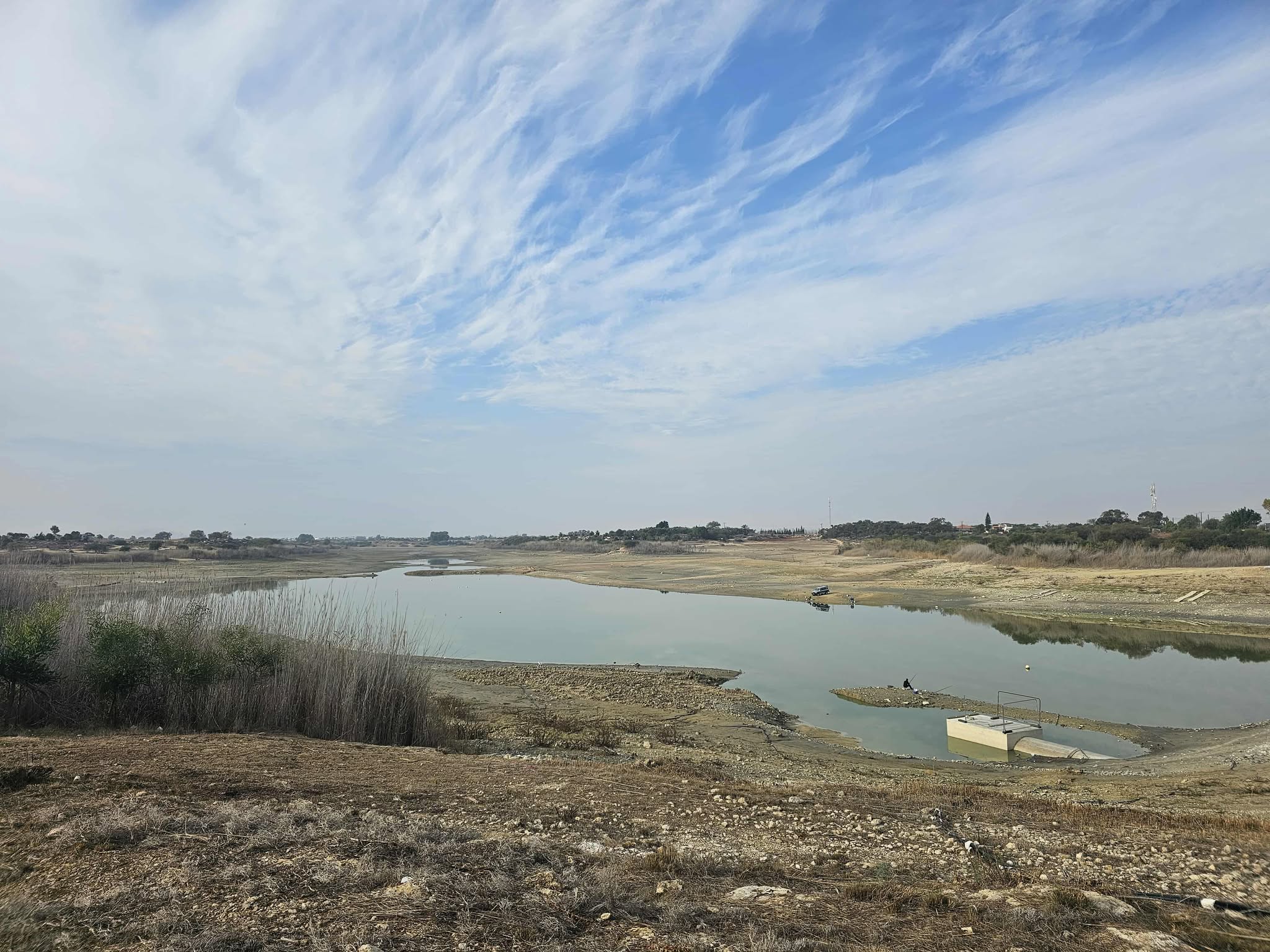 Τραγικές εικόνες από το φράγμα της Άχνας - Μόλις στο 1,3% η πληρότητα