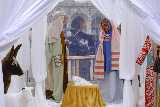 Βρυξέλλες: «Μπαράζ» αρνητικών αντιδράσεων προκαλεί χριστουγεννιάτικη φάτνη