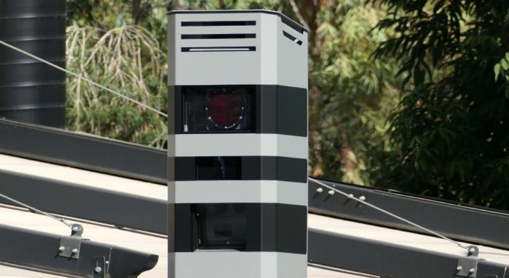 «Αχρείαστη αναμπουμπούλα»: Τι ισχύει τελικά με την «προμήθεια» και τα εξώδικα