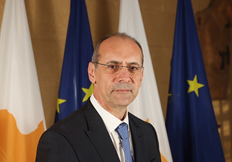 Αιφνιδιαστικές επισκέψεις Χαρτσιώτη στα τμήματα Αγίου Δομετίου και Λακατάμιας