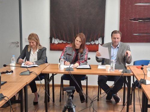 Συμφωνία υλοποίησης μέτρου για στήριξη εθελούσιων επιστροφών αιτούντων άσυλου