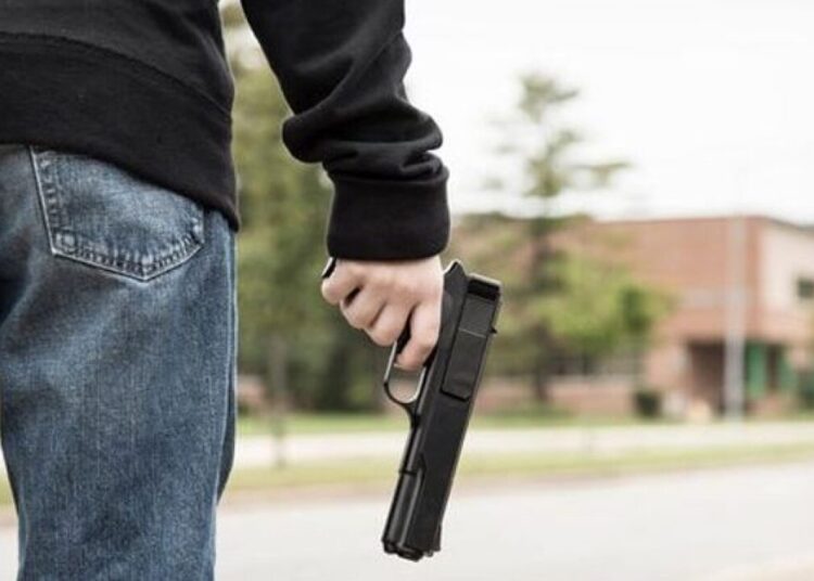 Οπλισμός σε σπίτι νεκρού: Την εντόπισε ο γιος του και την παρέδωσε στις Αρχές