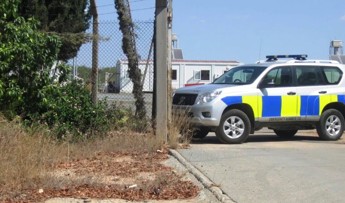 Τροχαίο στον αυτ/δρομο στο ύψος της γέφυρας Ξυλοτύμπου– Αναποδογύρισε όχημα