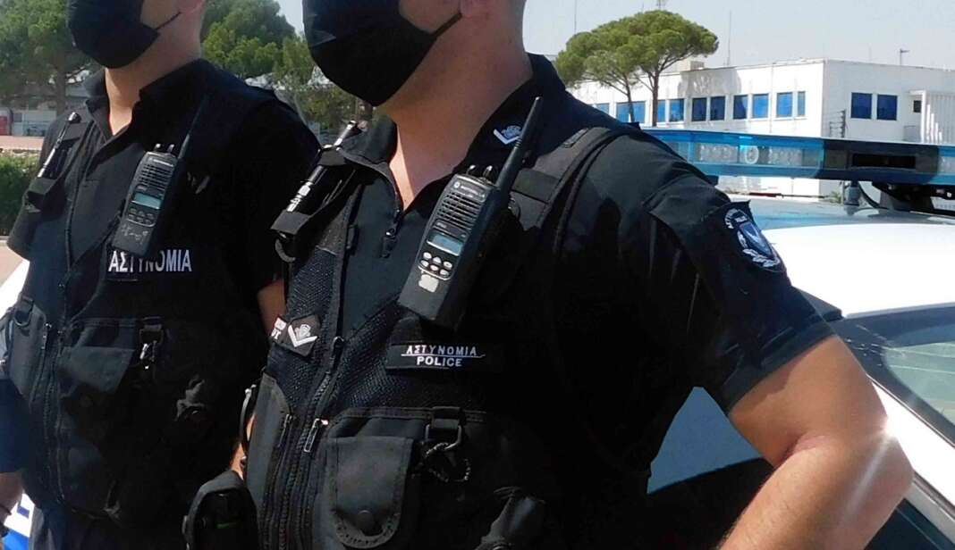 Ισότητα: Πρωτοστάτησε για αύξηση ποινής για επιθέσεις στα σώματα ασφαλείας