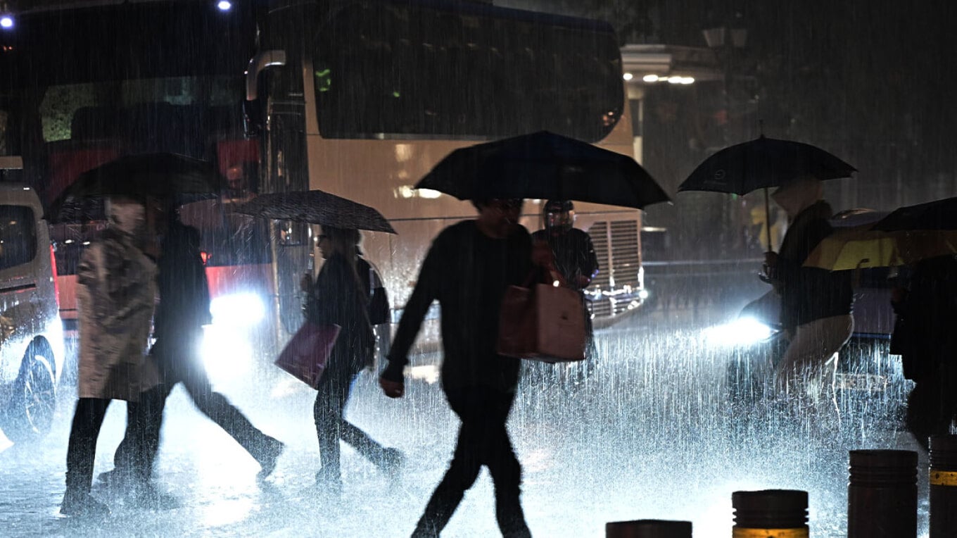 Η Byron πλήττει την Ελλάδα-Μήνυμα του 112 για αποφυγή άσκοπων μετακινήσεων