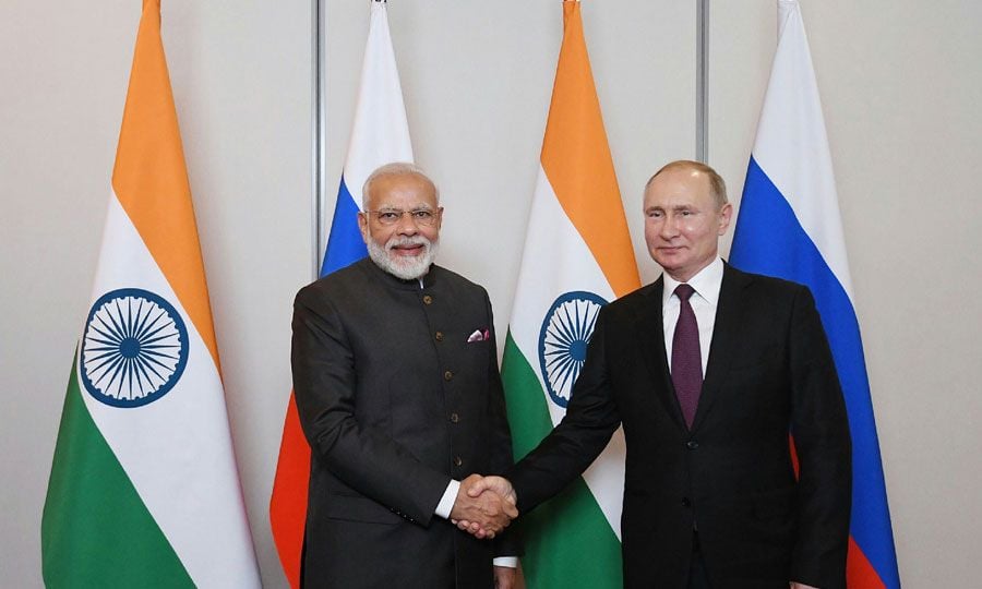 Ρωσία-Ινδία: Η Ρωσία πρότεινε την παραγωγή ρωσικών μαχητικών αεροσκαφών Sukhoi