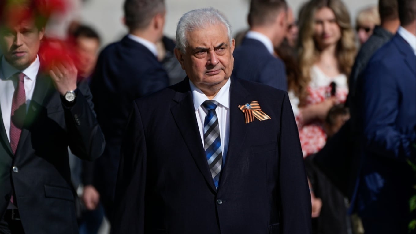 Ρώσος διπλωμάτης: Η χρήση παγωμένων ρωσικών πόρων από την ΕΕ θα έχει συνέπειες