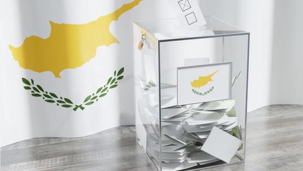 Μπρος-πίσω το ψηφοδέλτιο στις βουλευτικές-25 κόμματα και αυξημένες υποψηφιότες