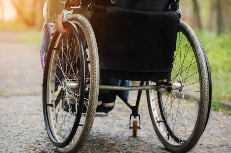«Κωδικός 56»: Άτομα με αναπηρίες αποκλεισμένα από βασικές υπηρεσίες