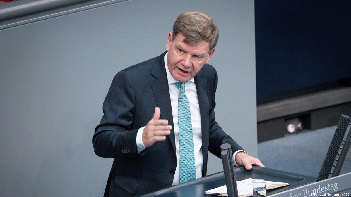 Βάντεφουλ: Καλεί τους Ευρωπαίους να αυξήσουν την υποστήριξη προς την Ουκρανία