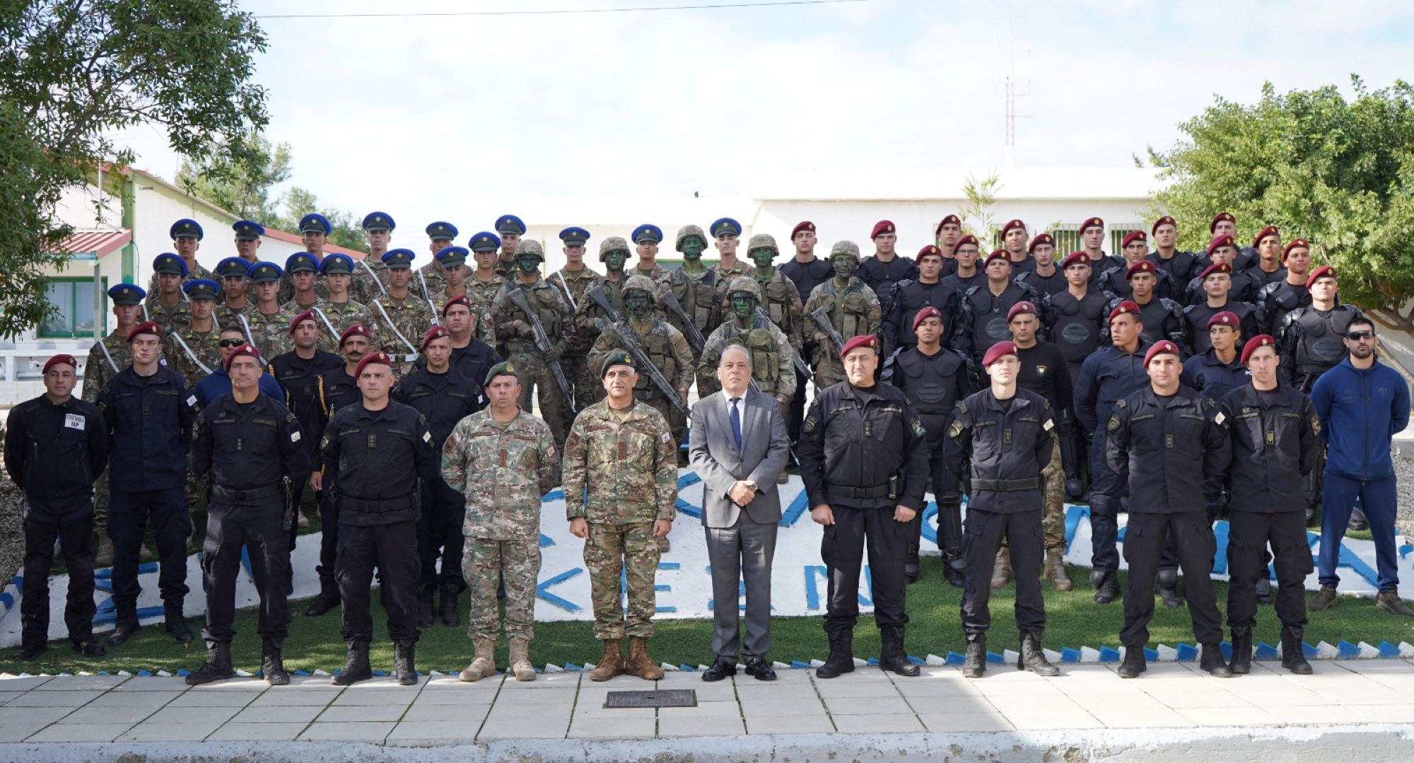 Αποφοίτηση Στρατονόμων: Εργαζόμαστε για αναβάθμιση της ΕΦ, λέει ο ΥΠΑΜ