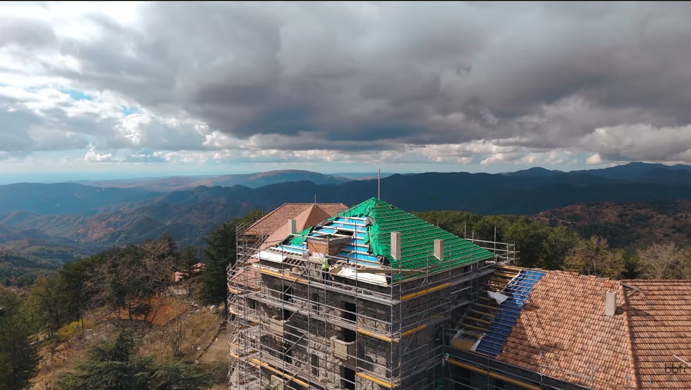 Μια ιστορική στιγμή από την οροφή του ανακαινισμένου Βερεγγάρια (ΒΙΝΤΕΟ)