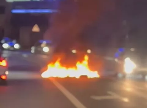 Λεμεσός: Φωτιά σε λάστιχα στη μέση του δρόμου –Επικράτησε συνωστισμός (ΒΙΝΤΕΟ)