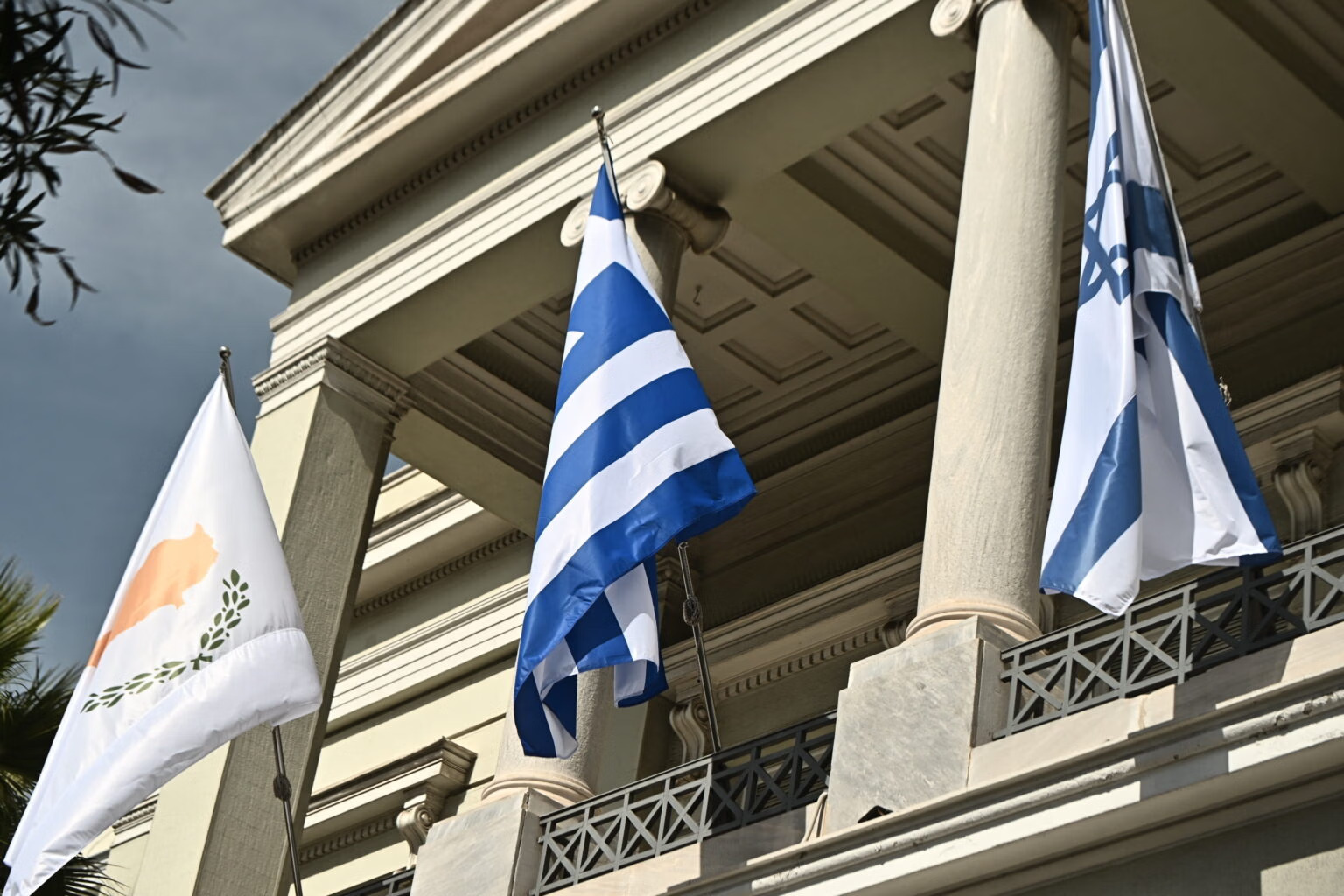 Λευκωσία:Δεν επιβεβαιώνει κοινή δύναμη ταχείας επέμβασης Κύπρου-Ελλάδας-Ισραήλ