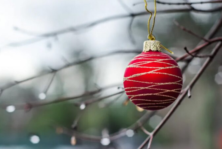&Beta;&rho;&omicron;&chi;&epsilon;&rho;ό&sigmaf; &omicron; &kappa;&alpha;&iota;&rho;ό&sigmaf; &tau;&alpha; &Chi;&rho;&iota;&sigma;&tau;&omicron;ύ&gamma;&epsilon;&nu;&nu;&alpha; &mu;&epsilon; &kappa;&alpha;&tau;&alpha;&iota;&gamma;ί&delta;&epsilon;&sigmaf; &kappa;&alpha;&iota; &chi;&alpha;&lambda;ά&zeta;&iota;