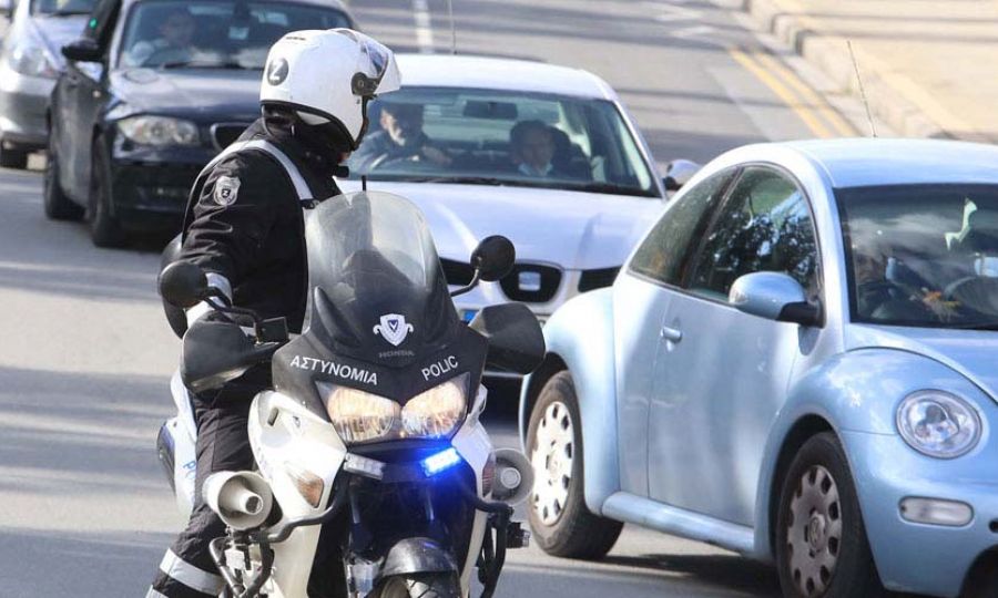 Πέραν των 820 ελέγχων τα Χριστούγεννα από Αστυνομία–102 τροχαίες καταγγελίες