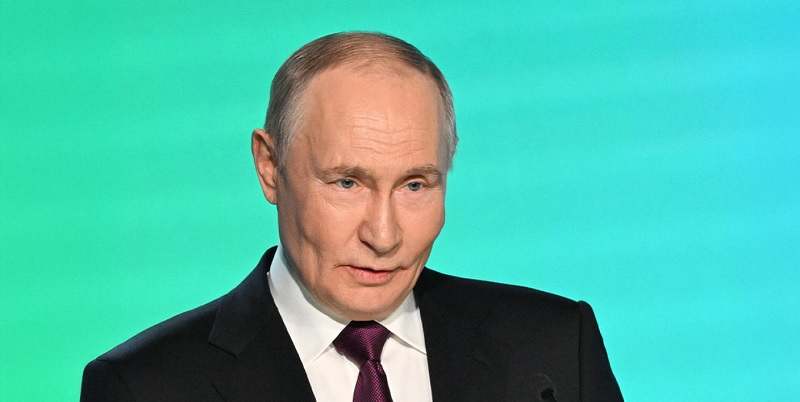 Πούτιν: Αν η Ουκρανία δεν επιθυμεί ειρηνική επίλυση, θα πετύχoυμε με τη βία