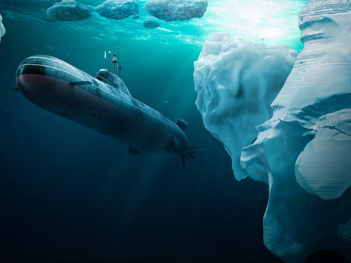 Antarctica: Submarine Discovers Strange Structures and Then... Vanishes