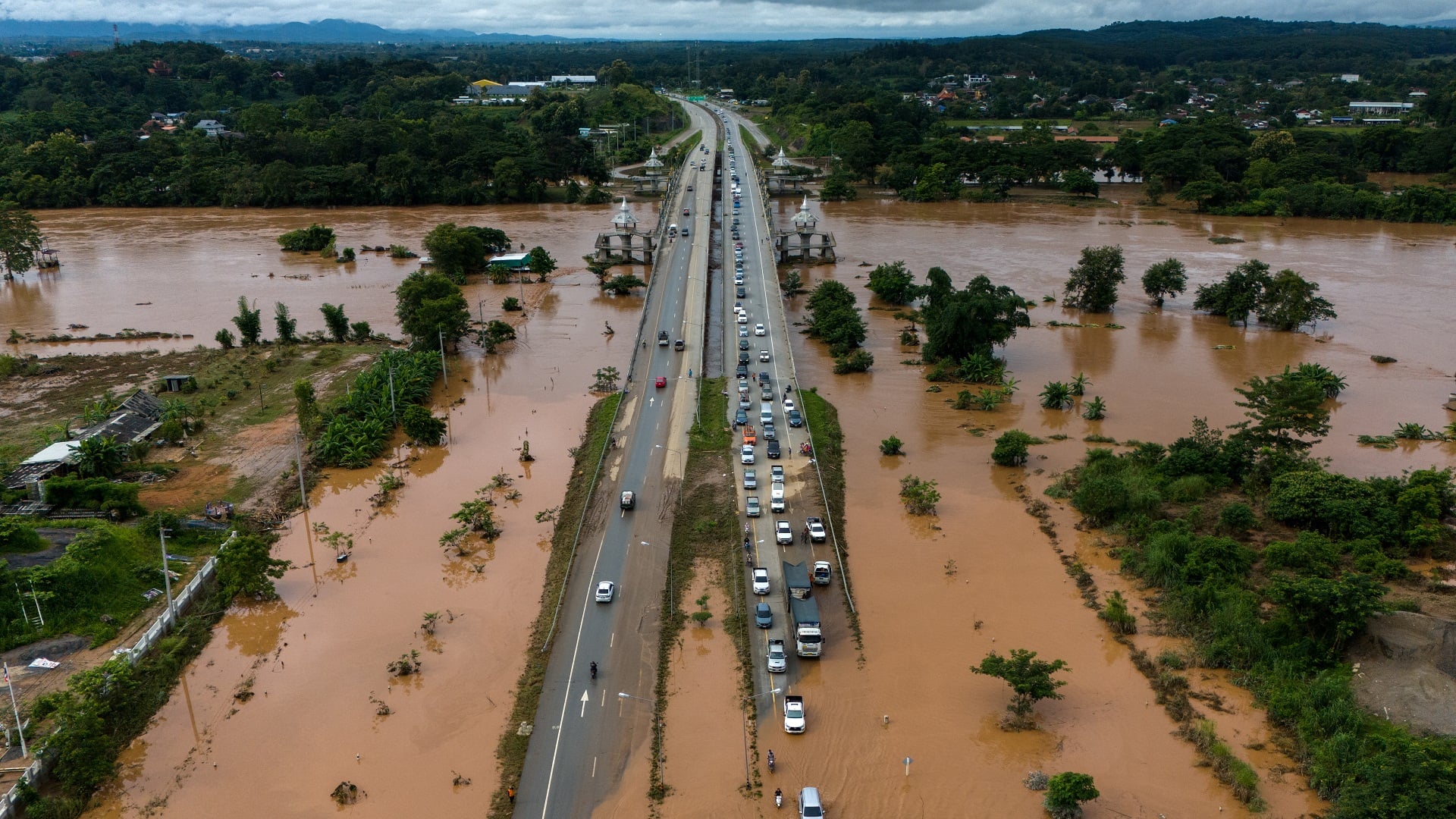 Οι σημαντικότερες φυσικές καταστροφές του 2025 (ΒΙΝΤΕΟ)