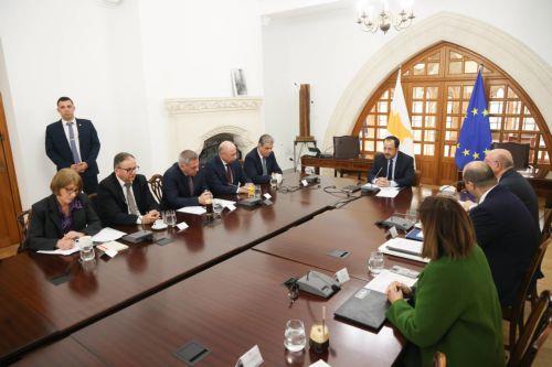 Trade Unions Submit Memorandum to President on Minimum Wage, Labor Issues and Request for Meeting