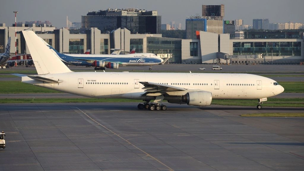 Russia Warns Citizens Against Traveling to Venezuela