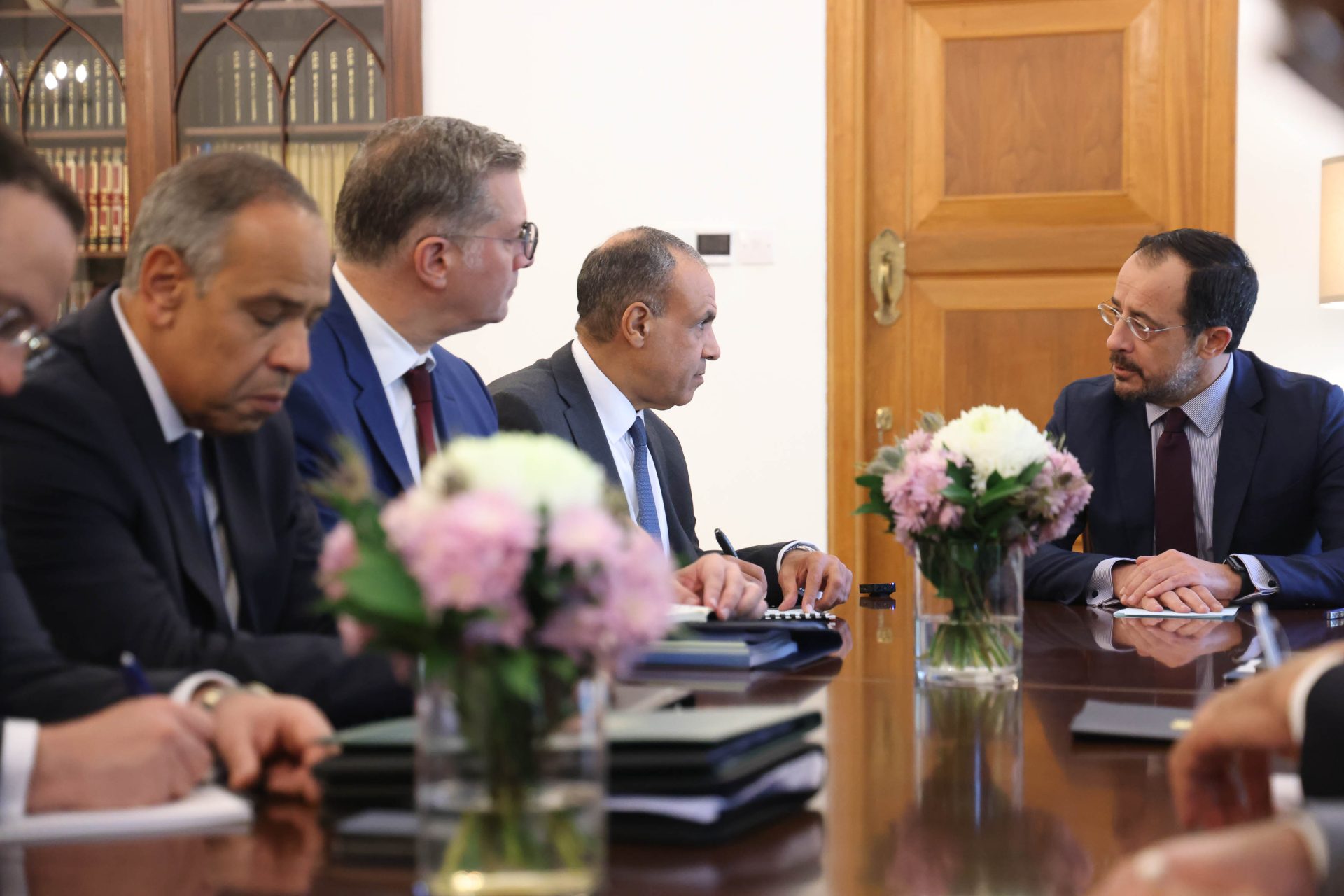 President of Cyprus Receives Egyptian Oil Minister