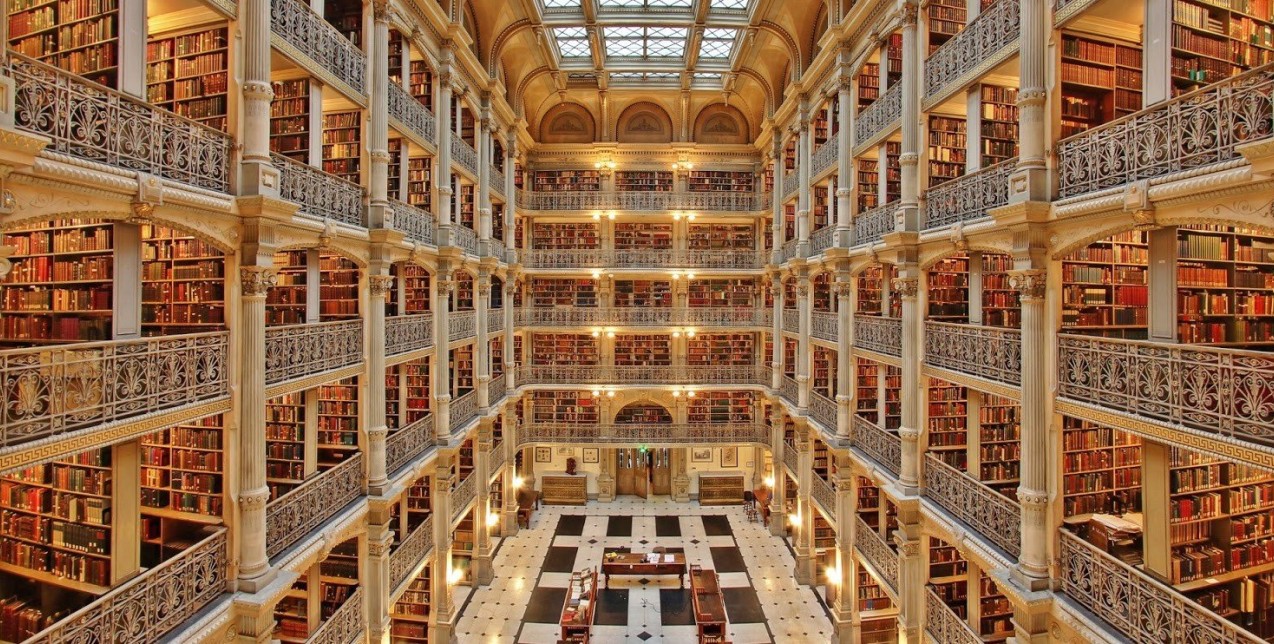 Italian Teacher Drives 'Bibliomotocarro' to Inspire Reading in Rural Areas