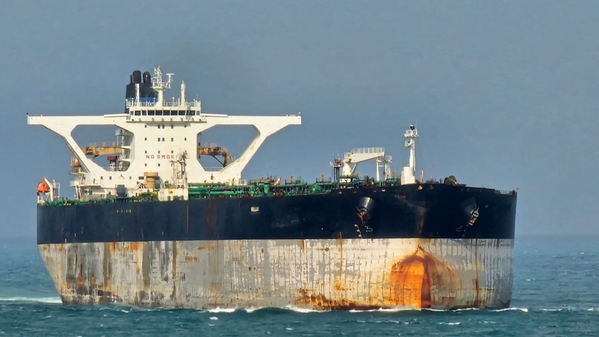 US Navy Seizes Second Tanker in International Waters