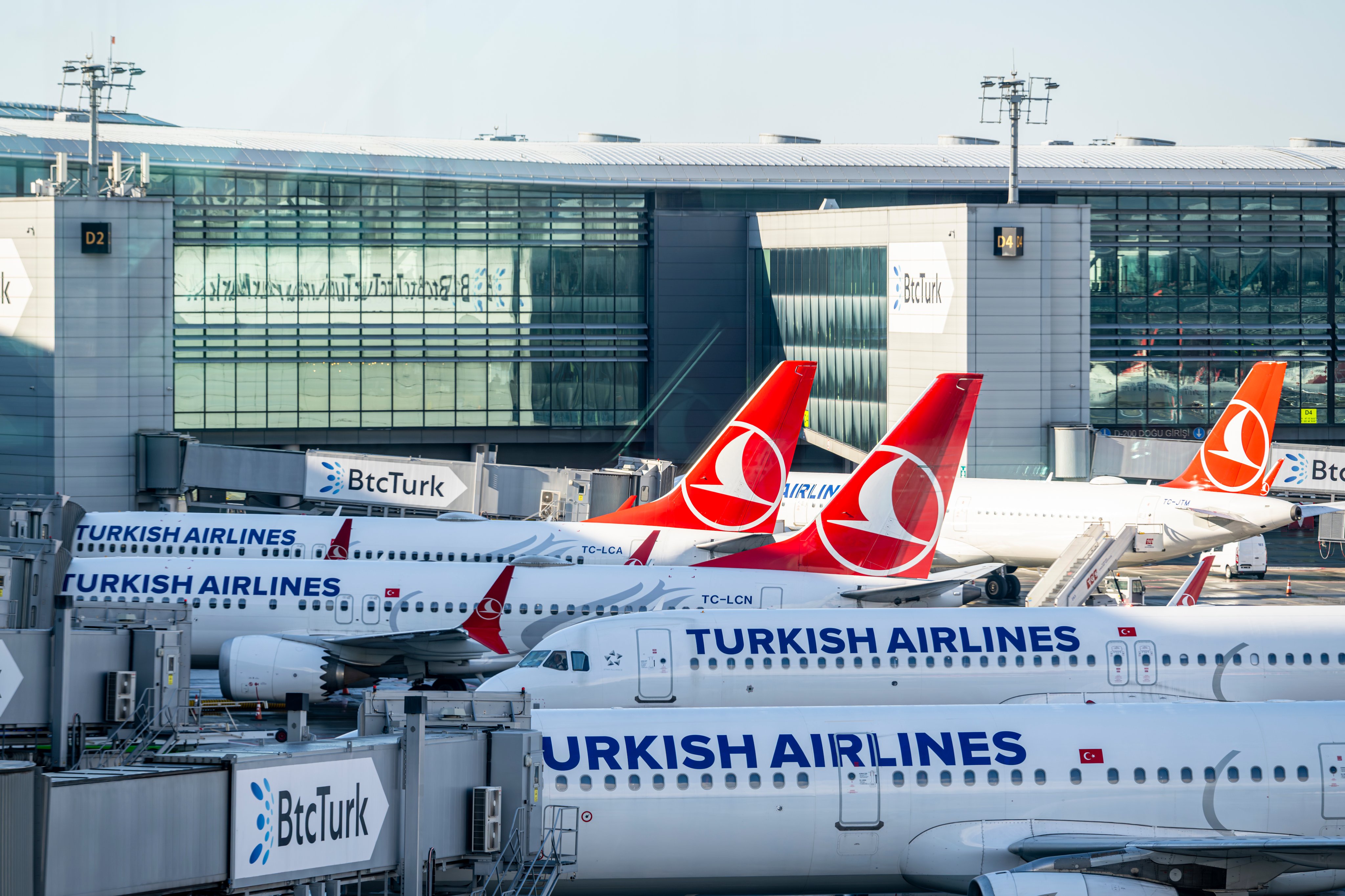 Η Turkish Airlines ακυρώνει τις πτήσεις προς Τεχεράνη εν μέσω ταραχών