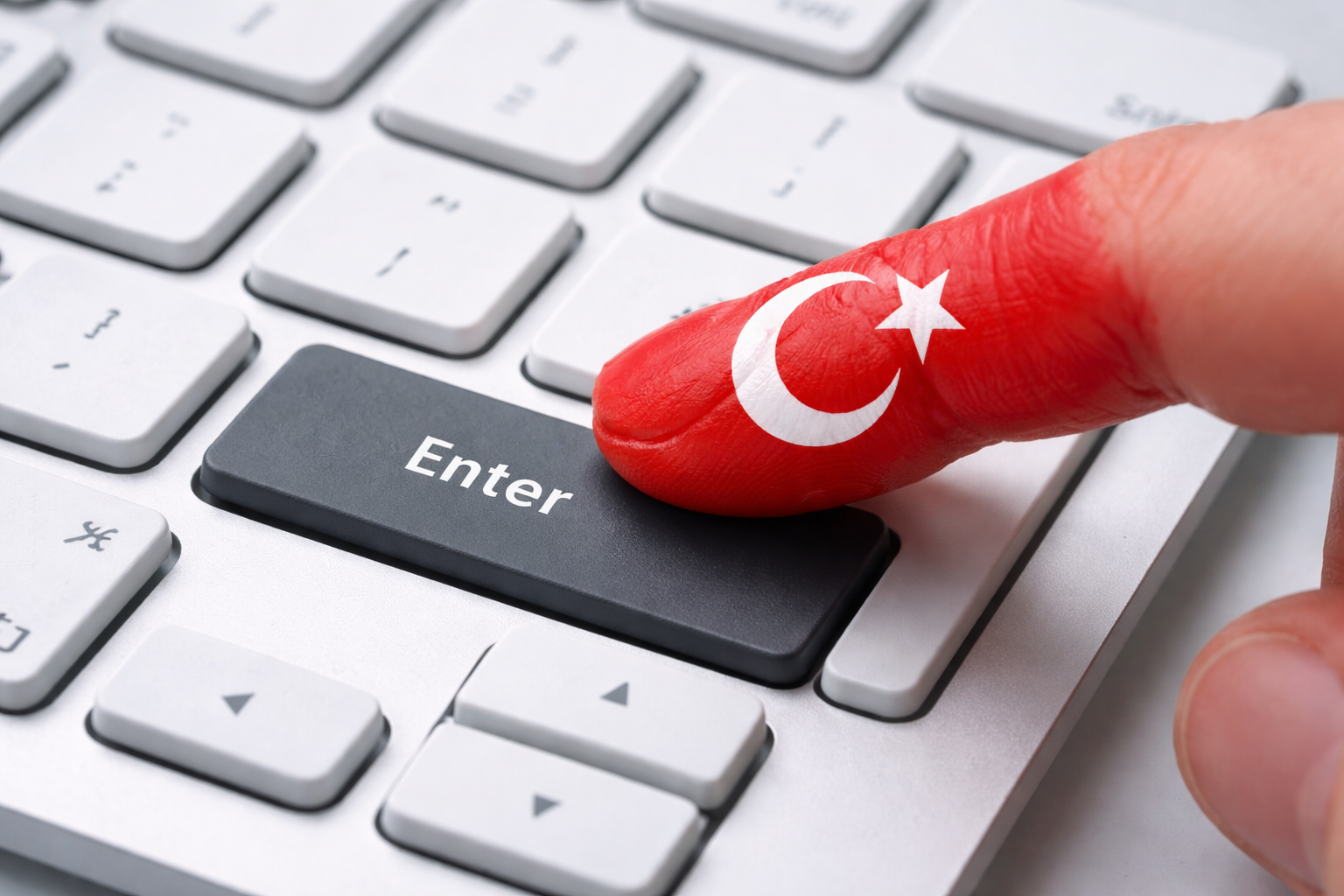 Παστός: Τουρκικό πληκτρολόγιο πίσω από βίντεο της «Emily Thompson» (VID)