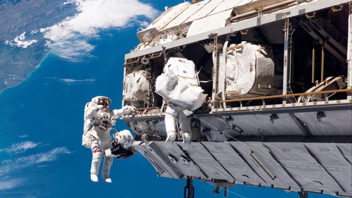 Επιστροφή πληρώματος από το διάστημα λόγω προβλήματος υγείας αστροναύτη