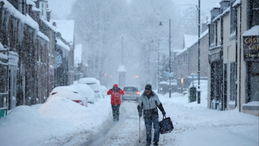 Καταιγίδα Γκορέτι: Σπίτια χωρίς ρεύμα στη Γαλλία - Ένας νεκρός στην Αγγλία