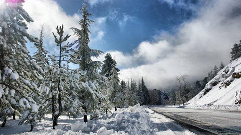 Τμ. Μετεωρολογίας: Συνεχίζεται η χιονόπτωση στο Τρόοδος, στο 31% η βροχόπτωση
