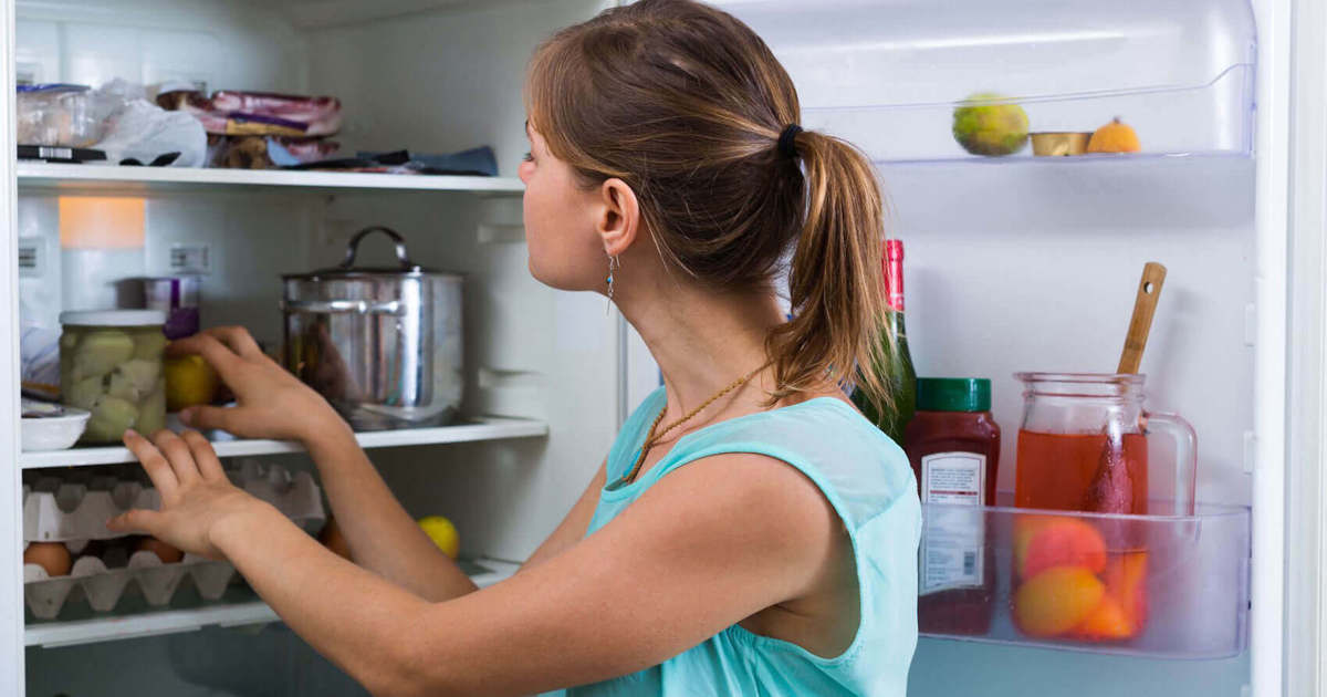 5 tips για καθαρό ψυγείο χωρίς μικρόβια, μούχλα και χαλασμένα τρόφιμα