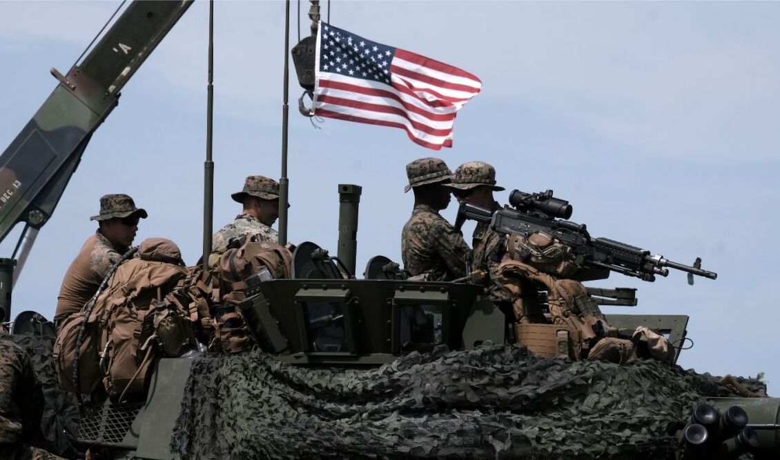 Οι ΗΠΑ αποσύρουν μέρος του προσωπικού τους από μεγάλες βάσεις στη Μέση Ανατολή