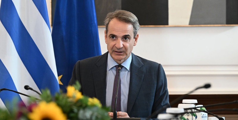 Mitsotakis: Anachronistic Comparisons of Maduro with Cyprus and Ukraine