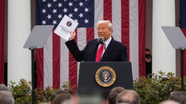 Στη Γαλλία, η δυσπιστία έναντι των ΗΠΑ αυξάνεται