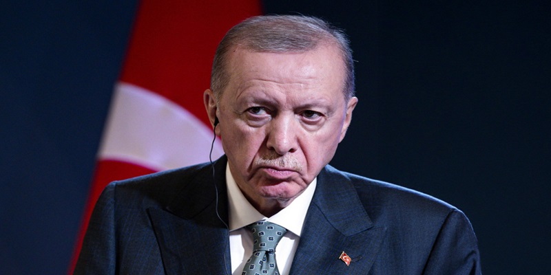 Erdogan: Kurdish Forces in Syria Must Disarm and Dissolve