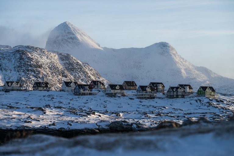 &Delta;&alpha;&nu;ί&alpha;: &Tau;&omicron; &Nu;&Alpha;&Tau;&Omicron; &delta;&epsilon;&nu; &mu;&pi;&omicron;&rho;&epsilon;ί &nu;&alpha; &delta;&iota;&alpha;&pi;&rho;&alpha;&gamma;&mu;&alpha;&tau;&epsilon;&upsilon;&theta;&epsilon;ί &epsilon;&xi; &omicron;&nu;ό&mu;&alpha;&tau;&omicron;&sigmaf; &mu;&alpha;&sigmaf;