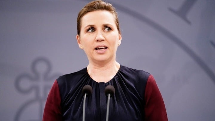 &Eta; &Delta;&alpha;&nu;ή &pi;&rho;&omega;&theta;&upsilon;&pi;&omicron;&upsilon;&rho;&gamma;ό&sigmaf; &mu;&epsilon;&tau;&alpha;&beta;&alpha;ί&nu;&epsilon;&iota; &sigma;&tau;&eta; &Gamma;&rho;&omicron;&iota;&lambda;&alpha;&nu;&delta;ί&alpha; &gamma;&iota;&alpha; &tau;&eta;&nu; &alpha;&sigma;&phi;ά&lambda;&epsilon;&iota;&alpha; &tau;&eta;&sigmaf; &Alpha;&rho;&kappa;&tau;&iota;&kappa;ή&sigmaf;