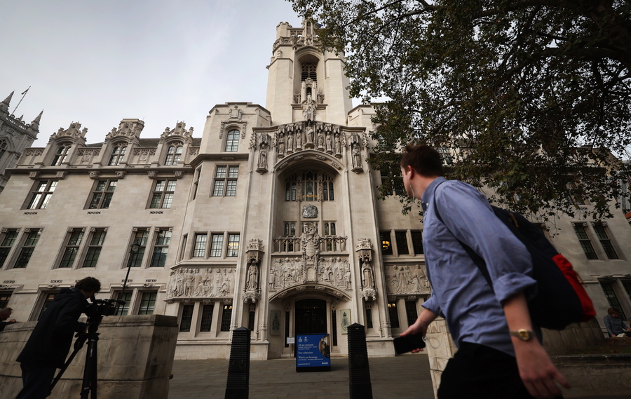 ΗΒ: Πρώην δημοτικός σύμβουλος παραδέχθηκε πως νάρκωνε και βίαζε την πρώην του