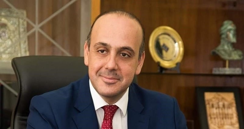 Διαψεύδει τα περί ξυλοδαρμού από τον Δήμαρχο Πάφου η σύζυγός του