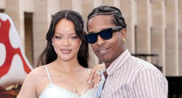 A$AP Rocky: &Eta; &delta;&eta;&mu;ό&sigma;&iota;&alpha; &epsilon;&rho;&omega;&tau;&iota;&kappa;ή &epsilon;&xi;&omicron;&mu;&omicron;&lambda;ό&gamma;&eta;&sigma;&eta; &tau;&omicron;&upsilon; &gamma;&iota;&alpha; &tau;&eta; Rihanna