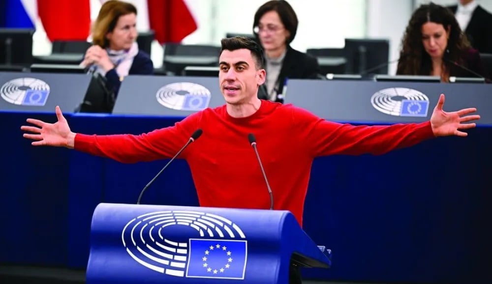 Καταγγέλλουν τον Φειδία στο Ευρωκοινοβούλιο - Πώς σχολιάζει η Κυβέρνηση