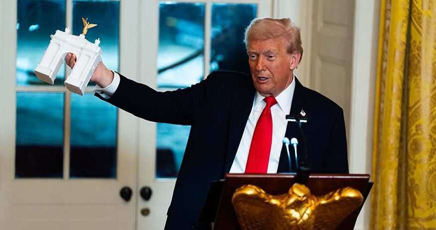 &Tau;&rho;&alpha;&mu;&pi;:&laquo;Eί&nu;&alpha;&iota; &alpha;&rho;&gamma;ά&raquo; &gamma;&iota;&alpha; &nu;&alpha; &sigma;&tau;&alpha;&mu;&alpha;&tau;ή&sigma;&epsilon;&iota; &eta; &kappa;&alpha;&tau;&alpha;&sigma;&kappa;&epsilon;&upsilon;ή &tau;&eta;&sigmaf; &laquo;&upsilon;&pi;έ&rho;&omicron;&chi;&eta;&sigmaf;&raquo; &alpha;&iota;&theta;&omicron;&upsilon;&sigma;&alpha;&sigmaf; &chi;&omicron;&rho;&omicron;ύ