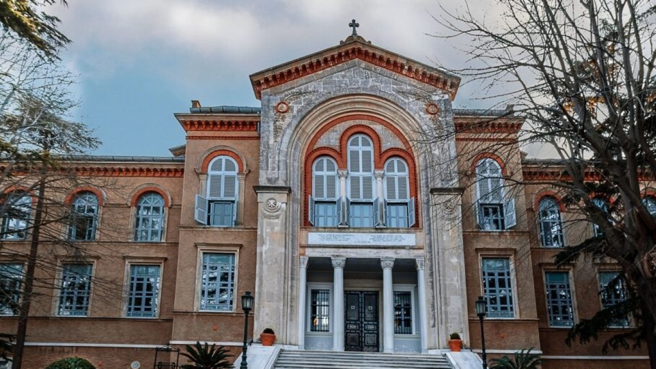 &Tau;&omicron;&upsilon;&rho;&kappa;&iota;&kappa;ό&sigmaf; &tau;ύ&pi;&omicron;&sigmaf;: &Epsilon;&pi;&alpha;&nu;&alpha;&phi;έ&rho;&epsilon;&iota; &tau;&omicron; &zeta;ή&tau;&eta;&mu;&alpha; &tau;&eta;&sigmaf; &Theta;&epsilon;&omicron;&lambda;&omicron;&gamma;&iota;&kappa;ή&sigmaf; &Sigma;&chi;&omicron;&lambda;ή&sigmaf; &tau;&eta;&sigmaf; &Chi;ά&lambda;&kappa;&eta;&sigmaf;