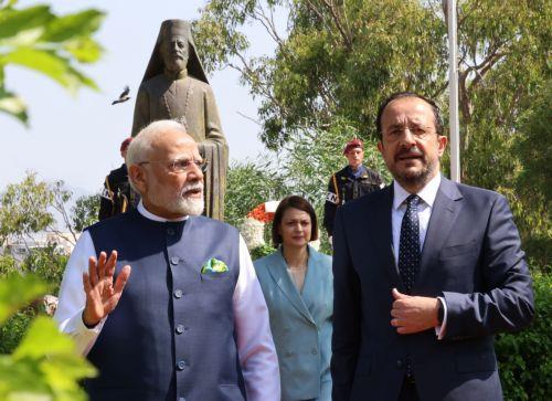 Στενός φίλος και συνεργάτης η Κύπρος, λέει ο Ινδός Πρωθυπουργός