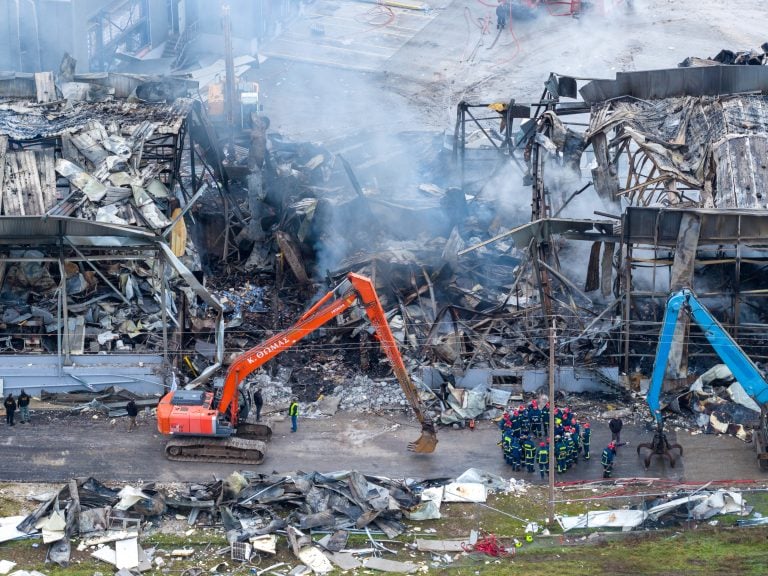 Βιολάντα: Εντοπίστηκε και η πέμπτη σορός στα συντρίμμια της φονικής έκρηξης