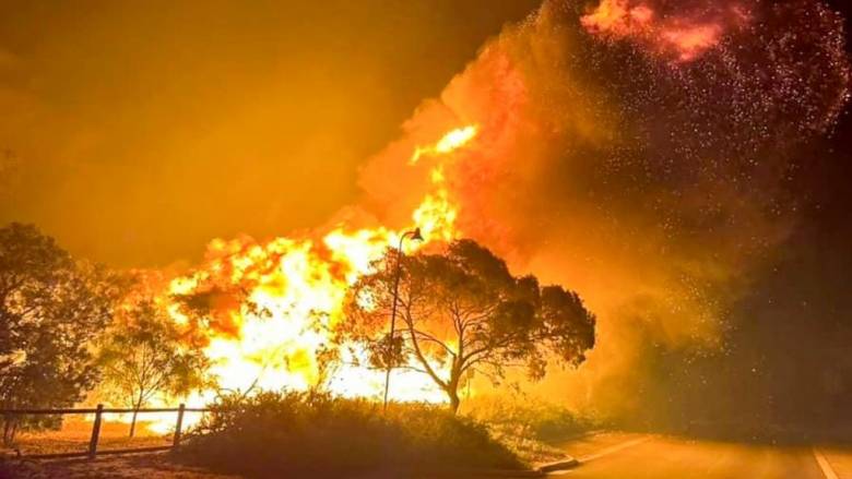 Κύμα καύσωνα πυροδοτεί πυρκαγιές στην Αυστραλία-Εκκενώθηκαν περιοχές
